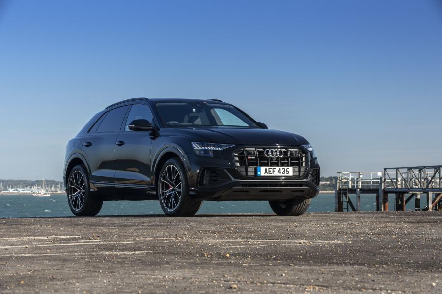  Audi SQ8 TDI 2019 года  (UK) (фото 25 из 40)